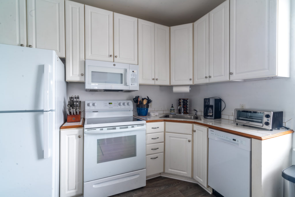 Beach Retreat 6 Kitchen Area