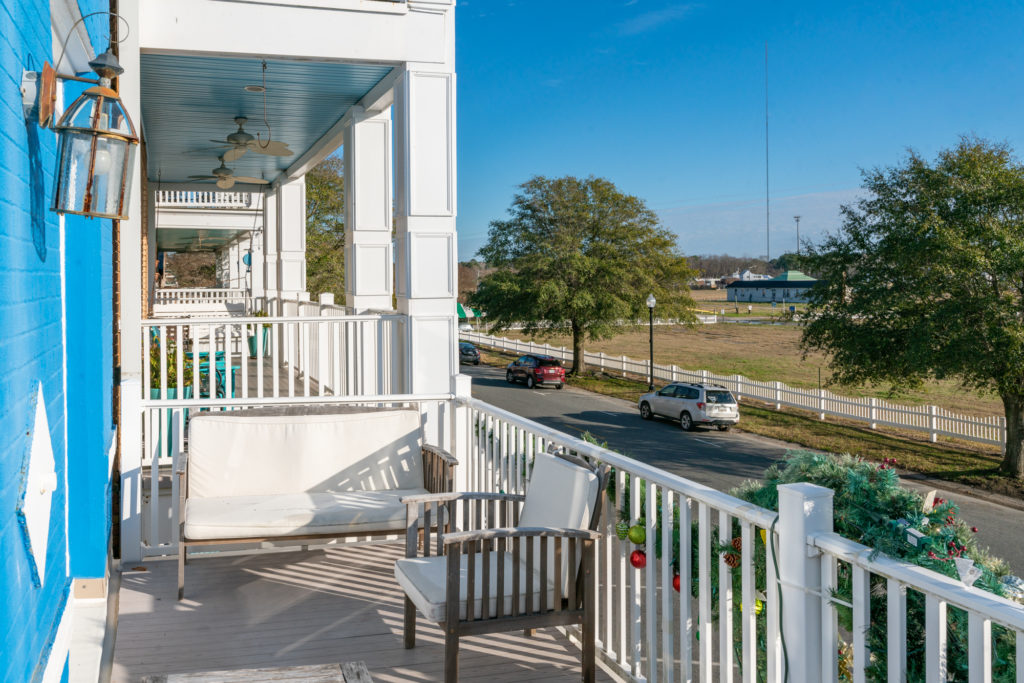 Balcony 2