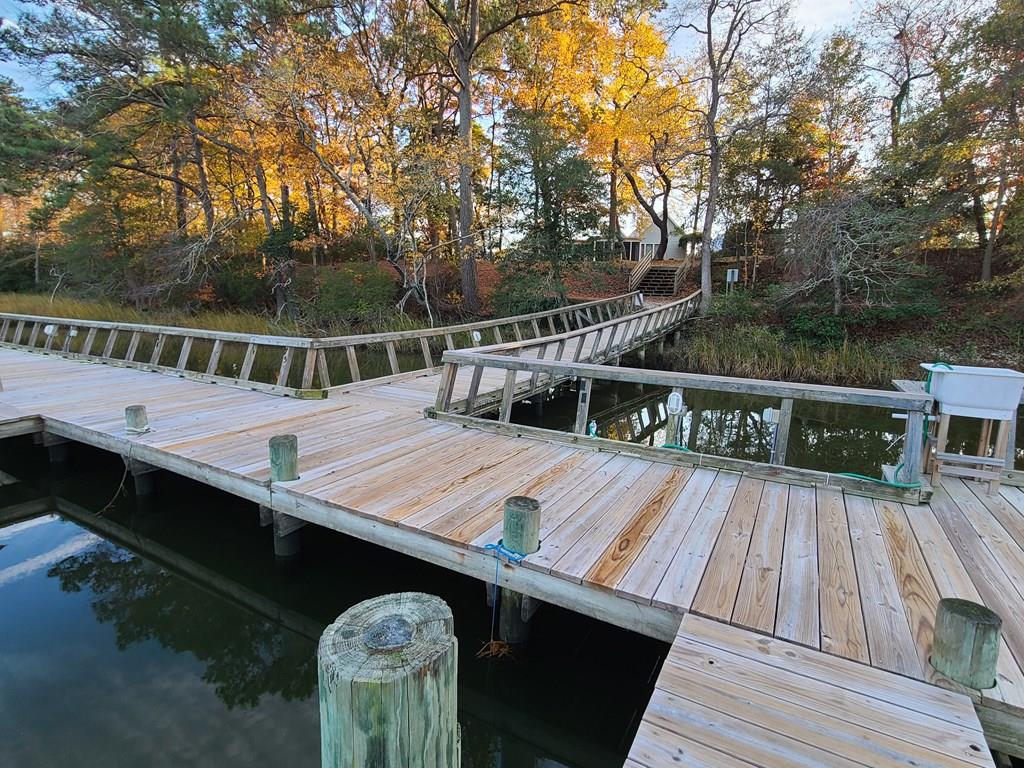 KINGS CREEK MARINA DOCKS